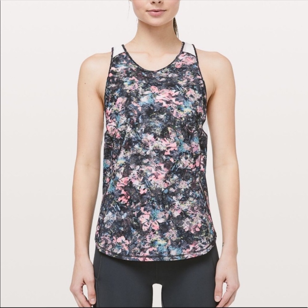 Lululemon Floral Racerback Work Out Tank 8 NEW